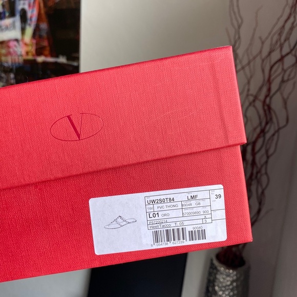 COPY - NWT Valentino Rockstud Gold Jelly Slides - Picture 15 of 16